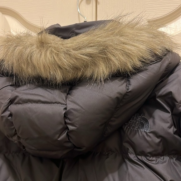 The North Face - Womens New Dealio Down Parka coat - Picture 14 of 15